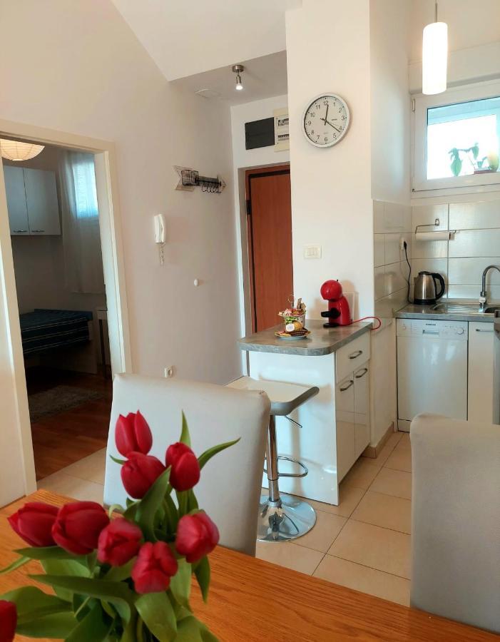 Lana Apartment Split Extérieur photo